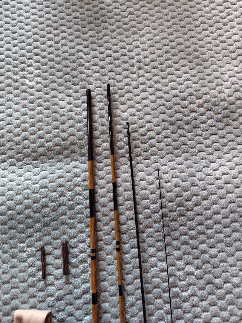 朱紋峰ヘラぶな釣り用ヘラ竿 シマノ嵐水13尺、15尺の２本になります