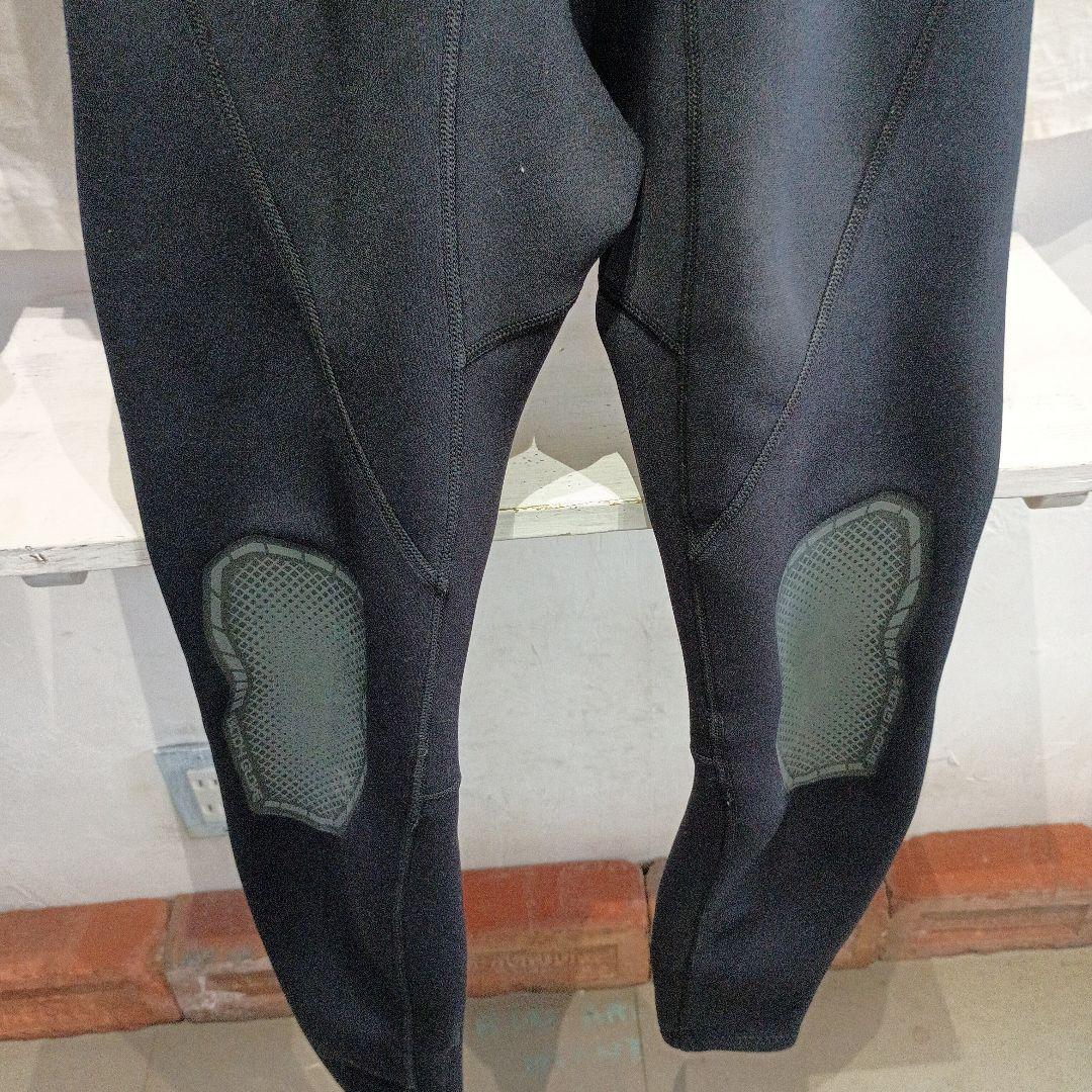 【2着セット】VISSLA 5/4mm BODYGLOVE 3/2mm