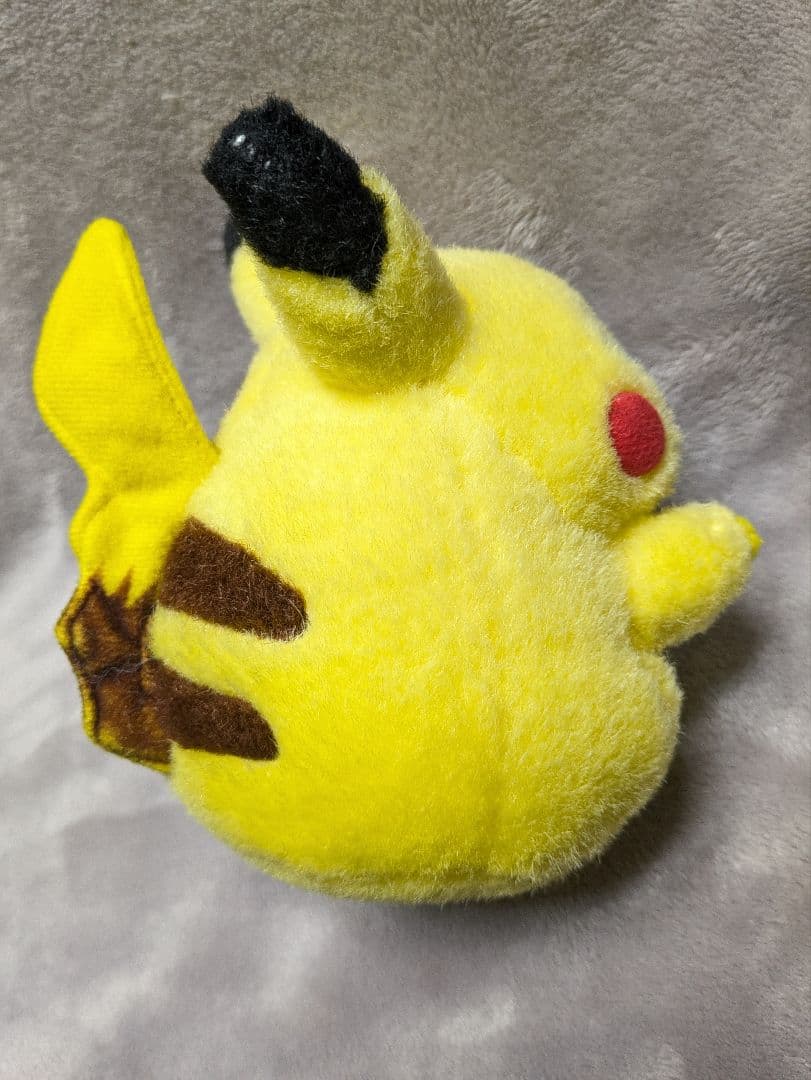 TOMY ピカチュウ ぬいぐるみ 当時