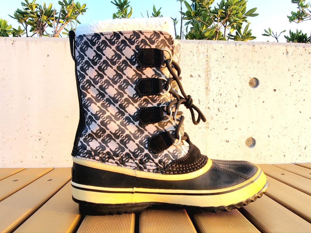 ◆SORELソレル〜防寒・防水ブーツ〜美品25.5cm試し履きのみ〜カナダの名門