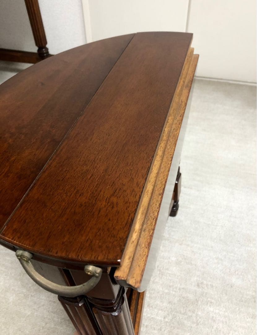 ネストテーブル　サイドテーブル　ドロップリーフ バタフライ　バラスターレッグ