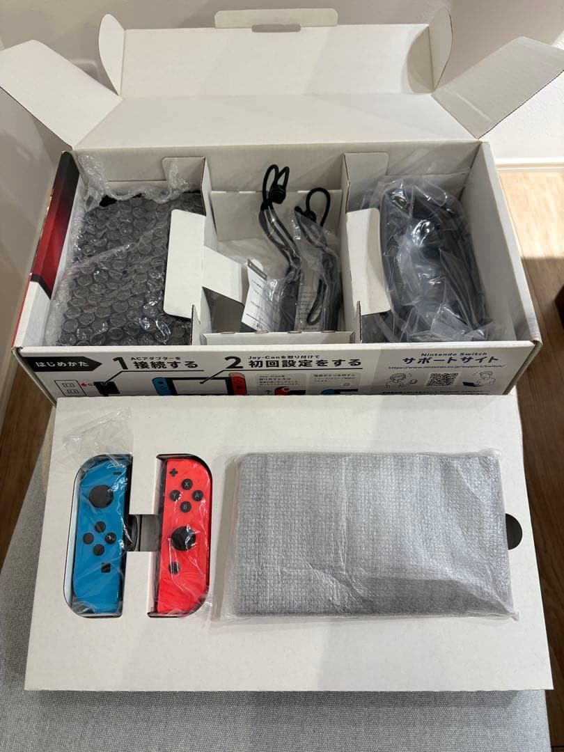 美品Nintendo Switch 本体 青/赤 Joy-Con付き