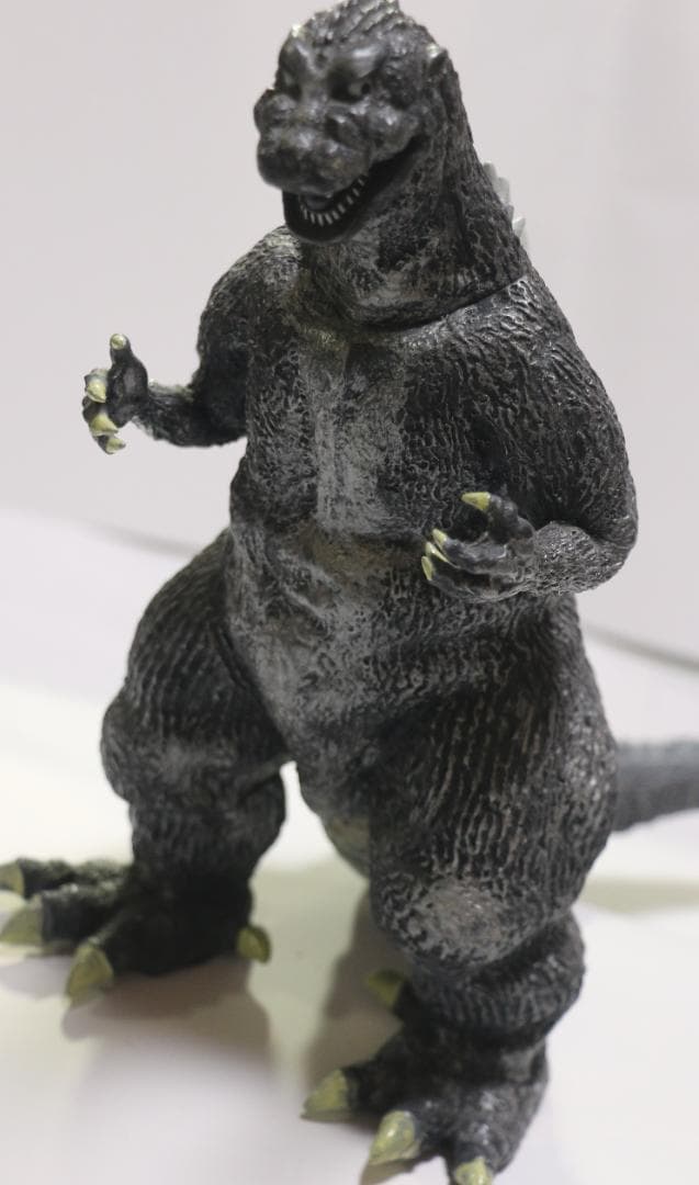 ゴジラ（１９５４年版）フィギャー　全高：約２６㎝　完成品　中古品