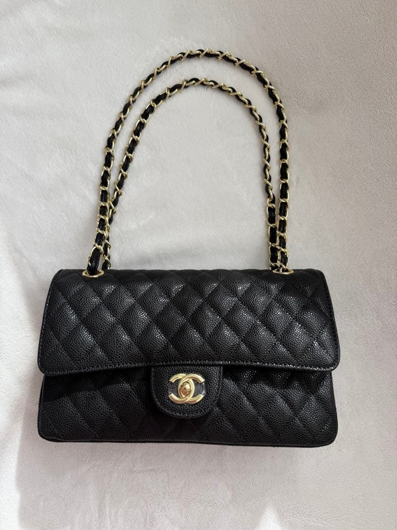 キルティングバッグ　ゴールドチェーン　ショルダーバッグ　キャビアスキン　2way