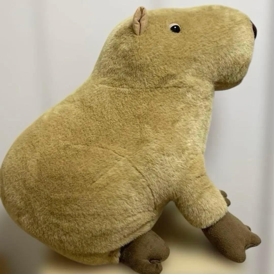 超大型　実物サイズ　カピパラ　ぬいぐるみ