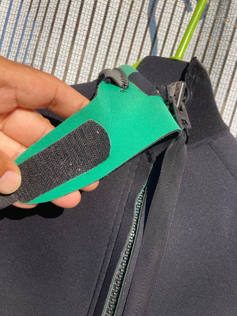 CYBER SHIELD WETSUITS サイバーウェットスーツ　L size