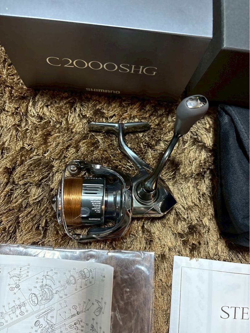 超美品　SHIMANO STELLA C2000SHG 22ステラ
