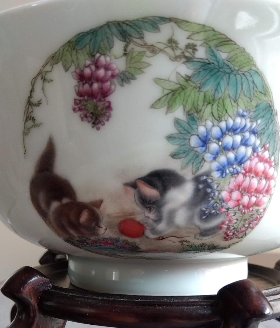 中國古陶磁器　景徳鎮窯　洪厚福先生：静遠堂製　微細描写猫４姿体椀