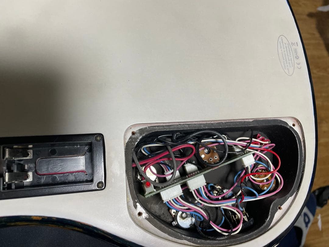 YAMAHA TRBX505 5弦エレキベース