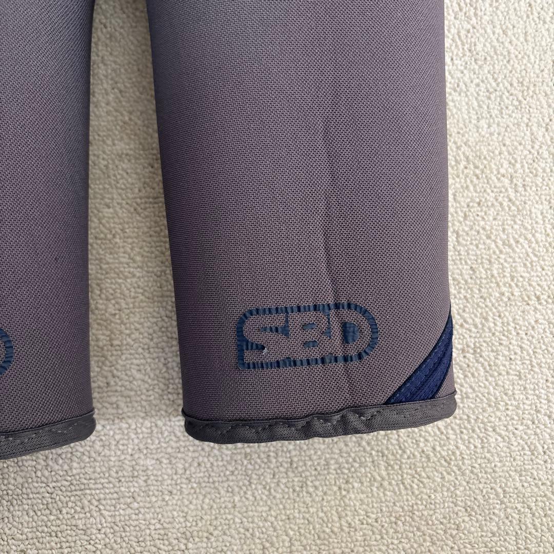 SBD ニースリーブ　Mサイズ　STORM