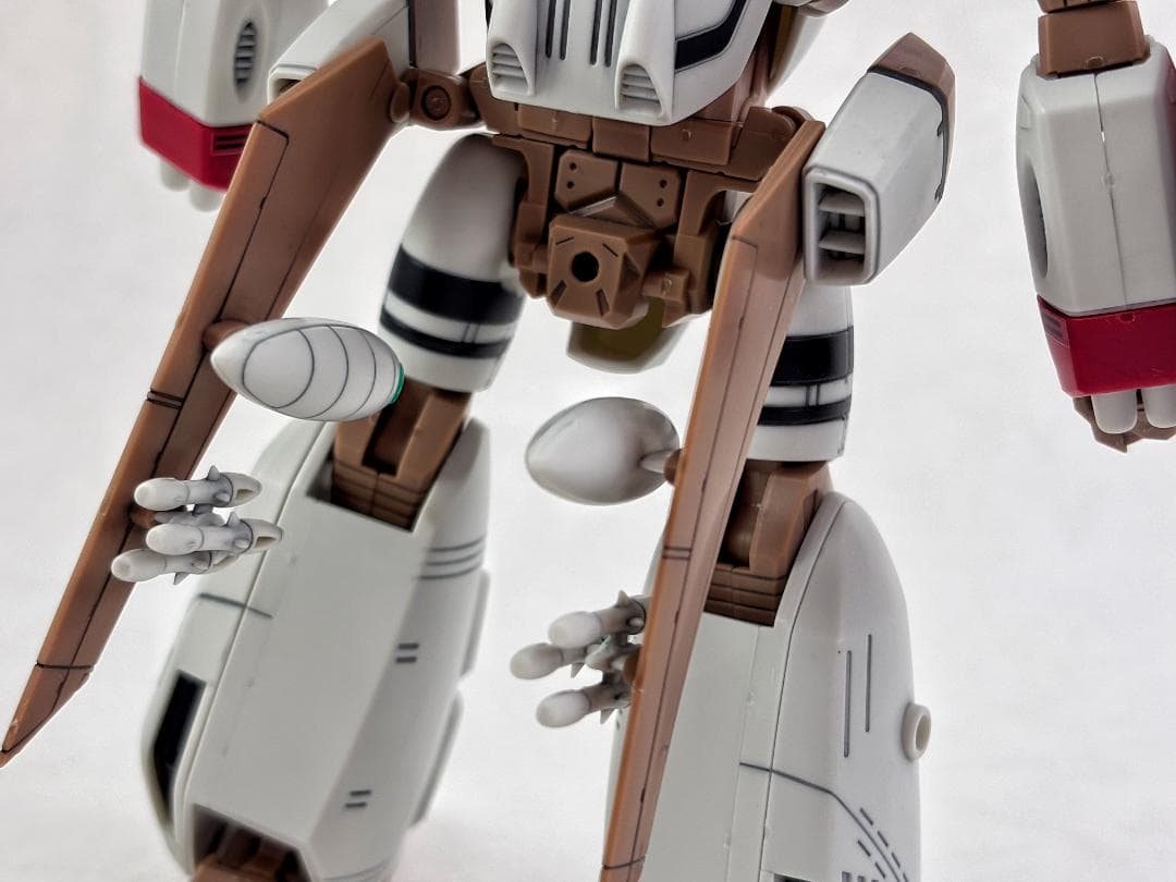 MODEROID オーガス