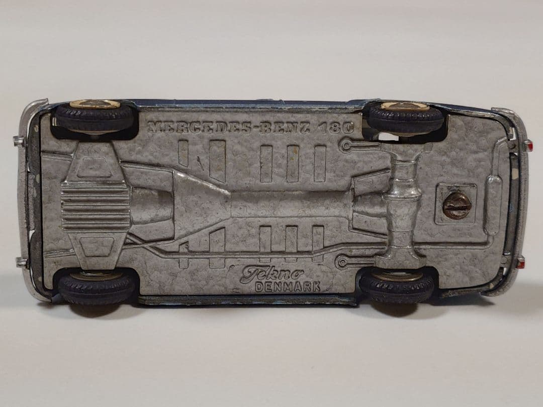 ミニカー TEKNO NO.723 MERCEDES - BENZ 190