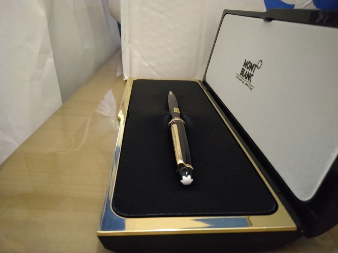 MONT BLANC 　モンブラン　マイスターシュテック　ボールペン ケース付