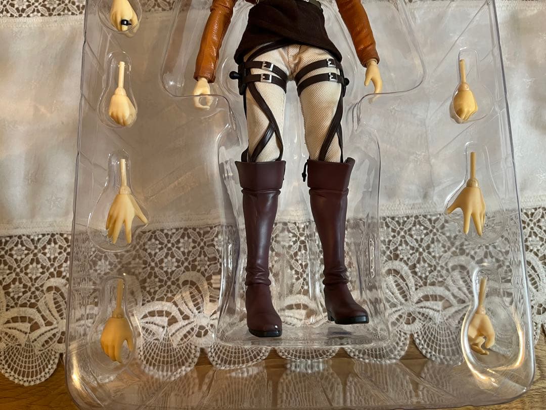 RAH リアルアクションヒーローズ 進撃の巨人 アニ・レオンハート　フィギュア