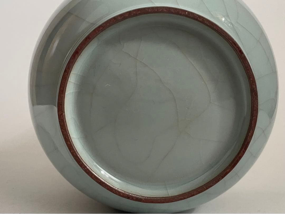 陶芸家　川瀬忍　青磁　花瓶　花入　中国写　中国古陶磁　箱なし