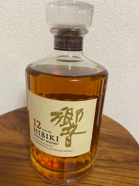 サントリー 響 12年　700ml