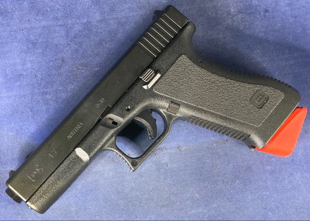 MGC グロック17後期型　ガスブローバック　美品　稀少カスタムパーツ付