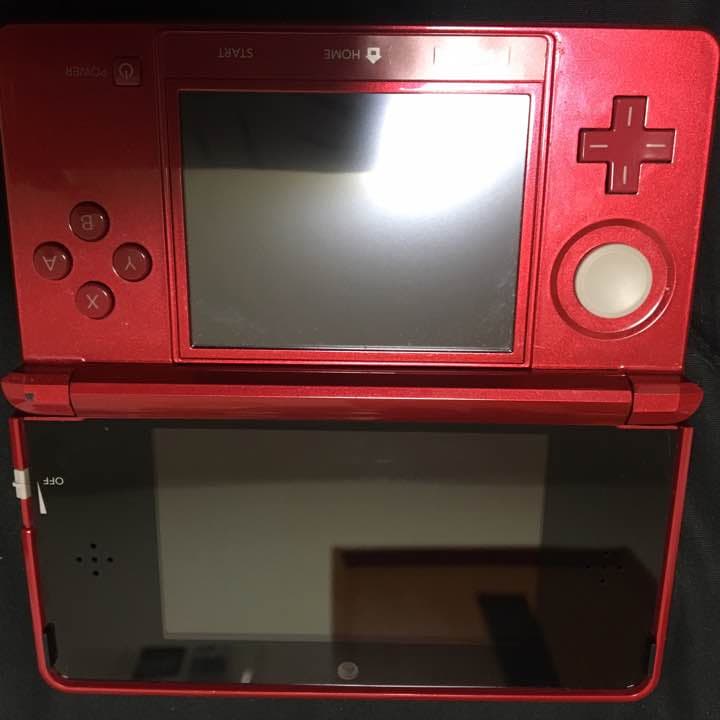 ニンテンドー3DS本体 レッド
