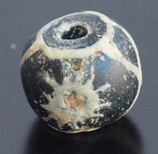 ジャワ発掘、珍しい横向き鳥マニック・ブルン　黒の胎に白で鳥・放射・Ｘ・環モチーフ