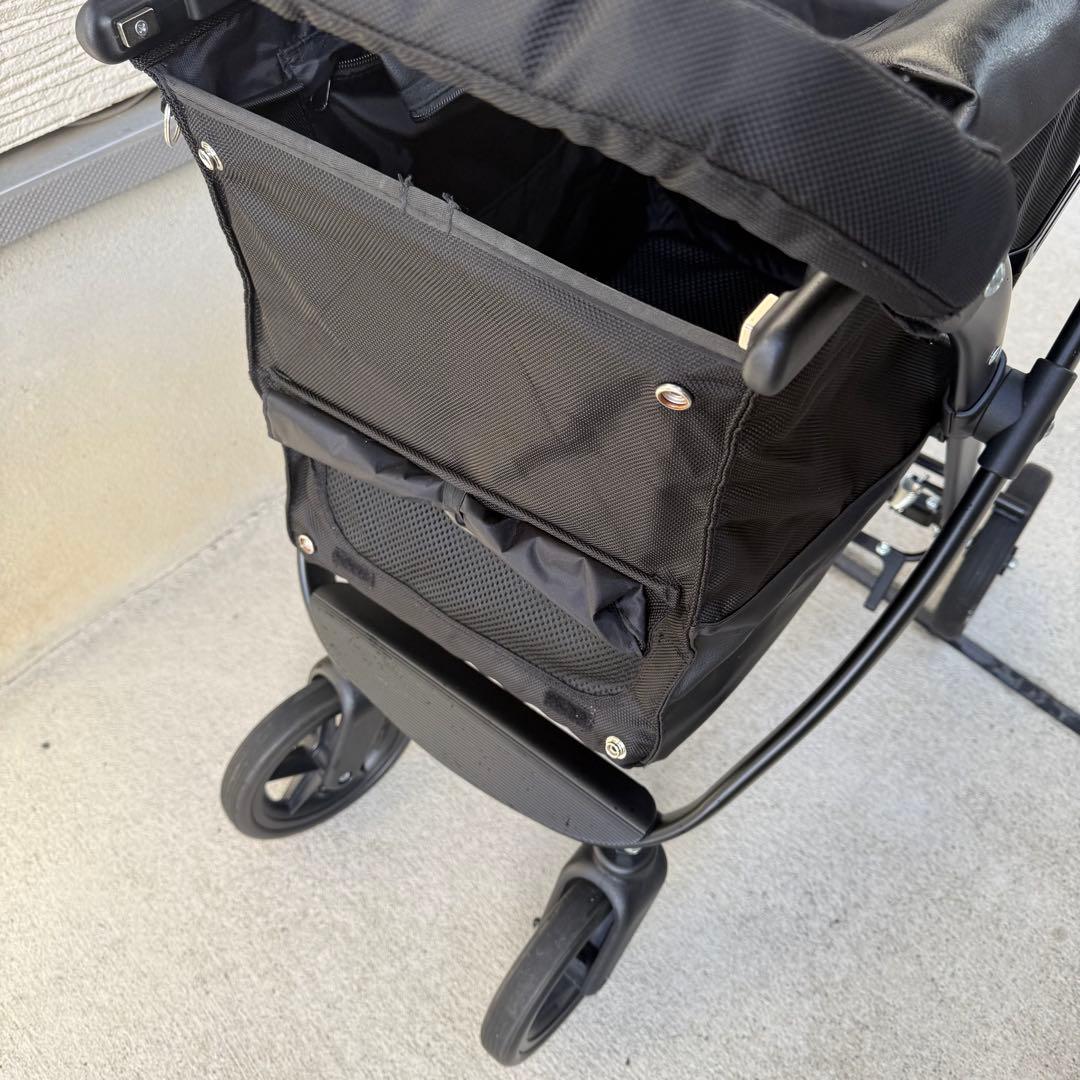 エアバギー　ゴーウォーカー　Gowalker　　ペットカート　ブラックフレーム