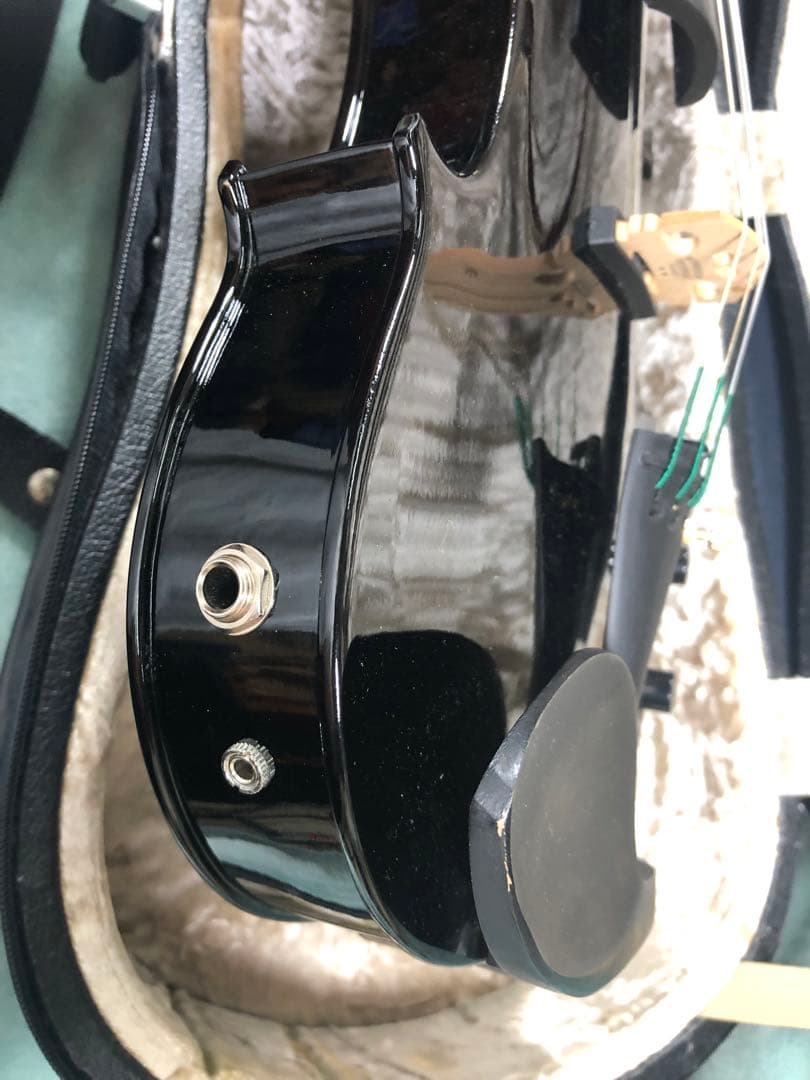 ね*こ様 5弦　エレキバイオリン　SFORZANDO 角弓付き　極美品