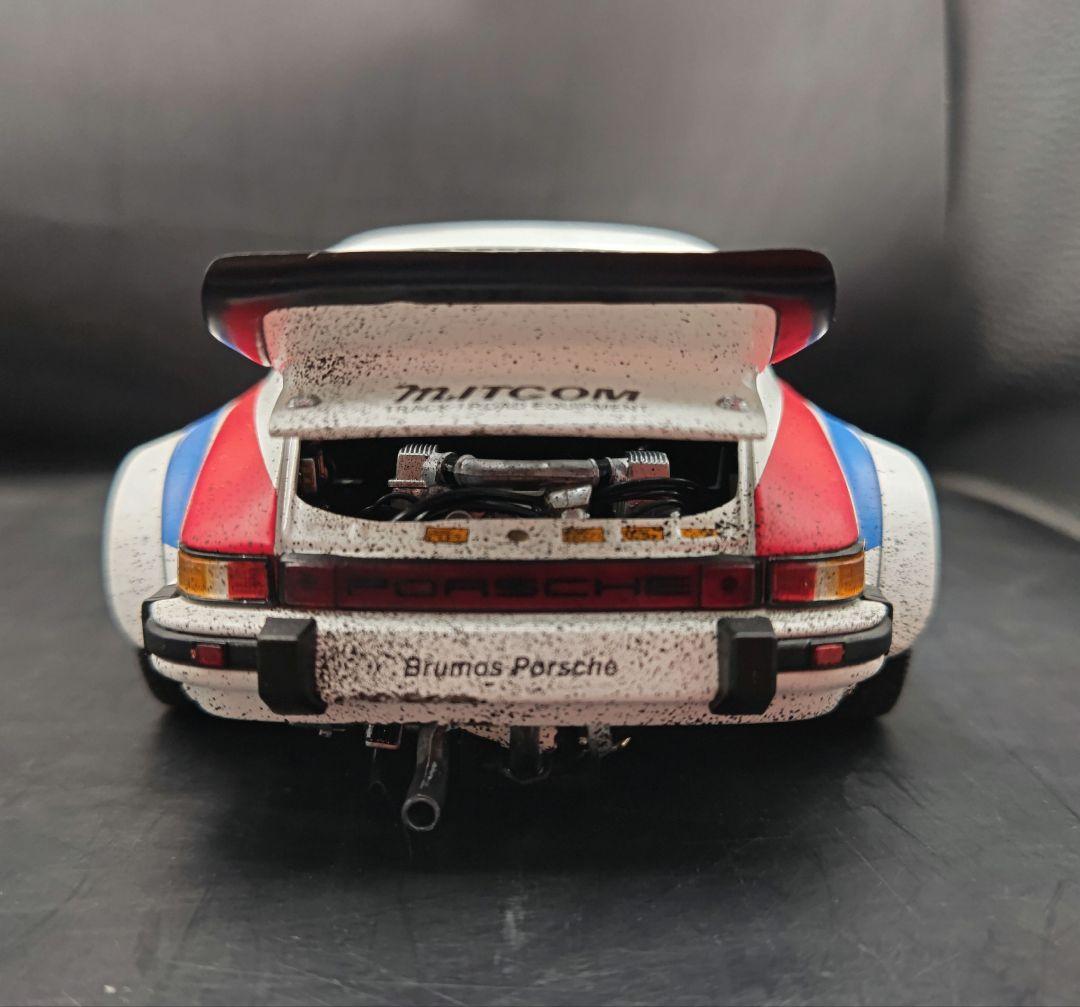 Brumos Porsche 911 ミニカー 1/18