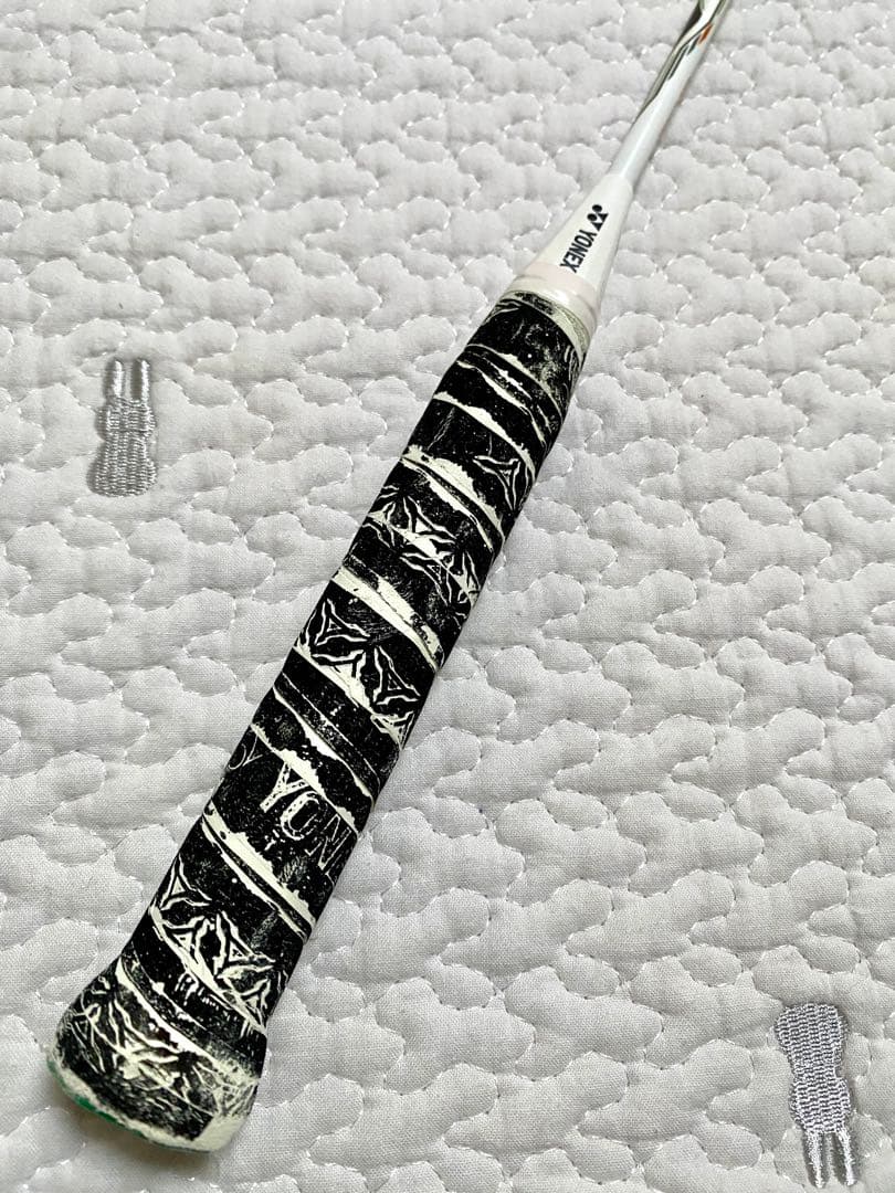 ラケット　YONEX ヨネックス ボルトリック70 Etune 4UG5