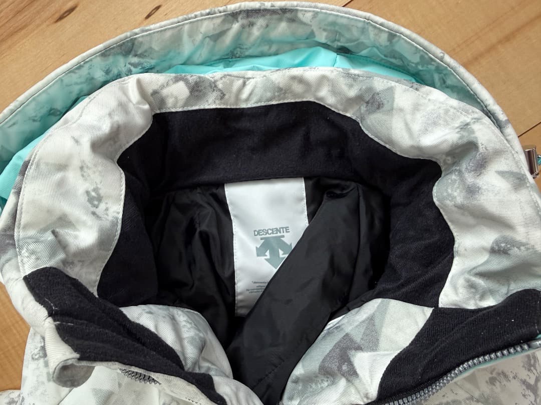 デサント　レディーススキーウェア　上下セット