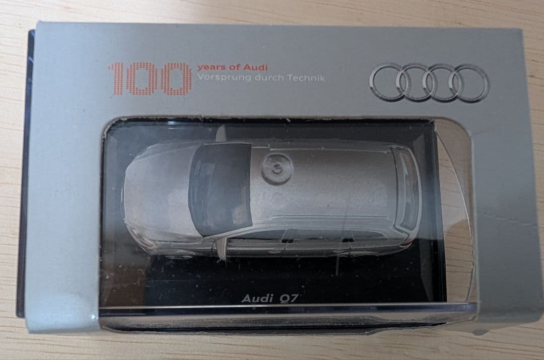 【アウディ純正模型】スパーク アウディ R10 TDI ルマン2006優勝 他