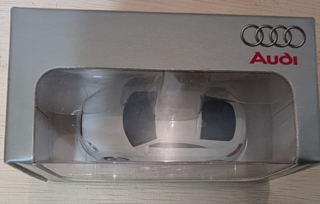 【アウディ純正模型】スパーク アウディ R10 TDI ルマン2006優勝 他