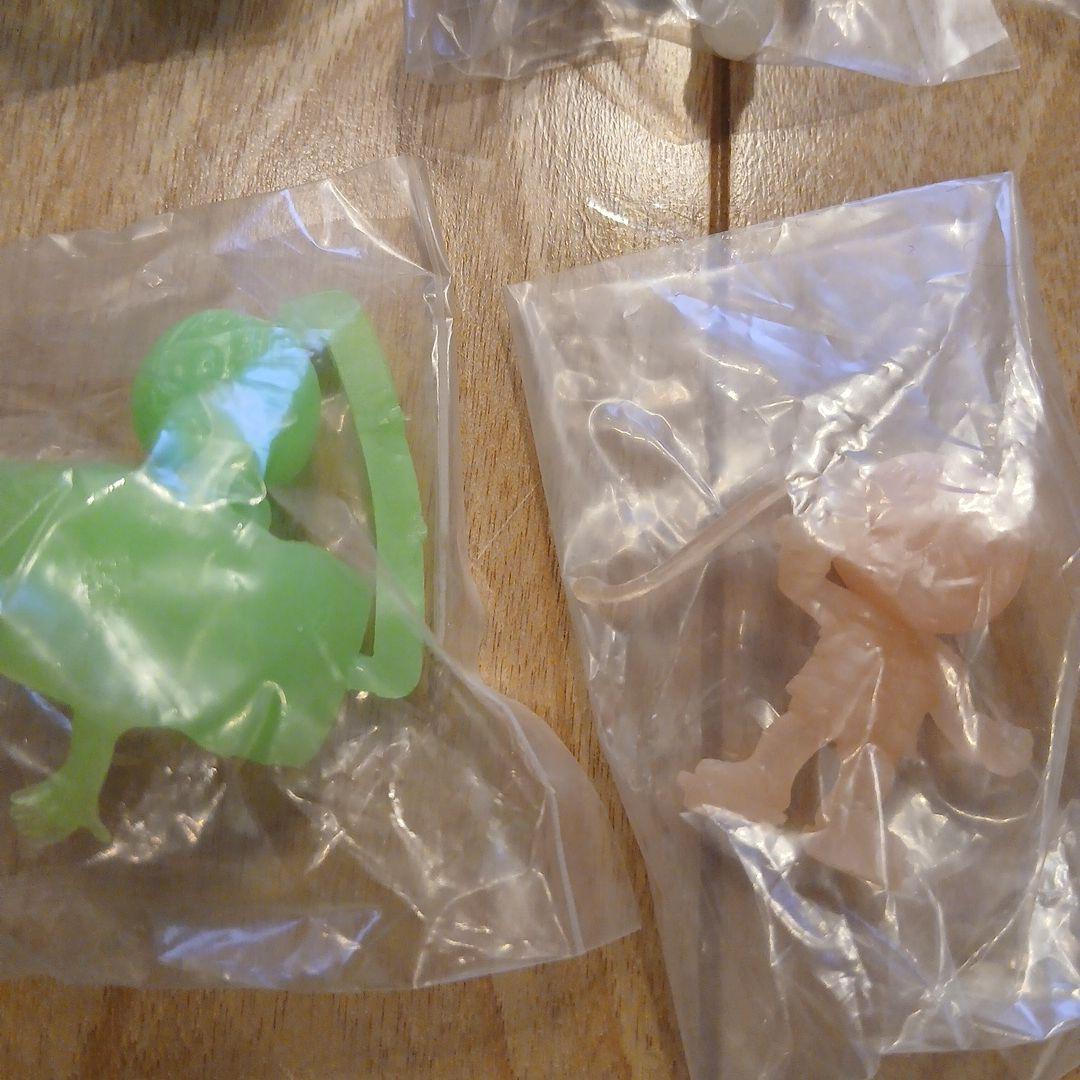 メ*子様 ゲゲゲの鬼太郎 ミニフィギュア 蛍光消しゴム