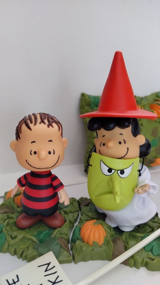 メモリーレーン社製　ピーナッツフィギュア　ハロウィンセット　スヌーピー
