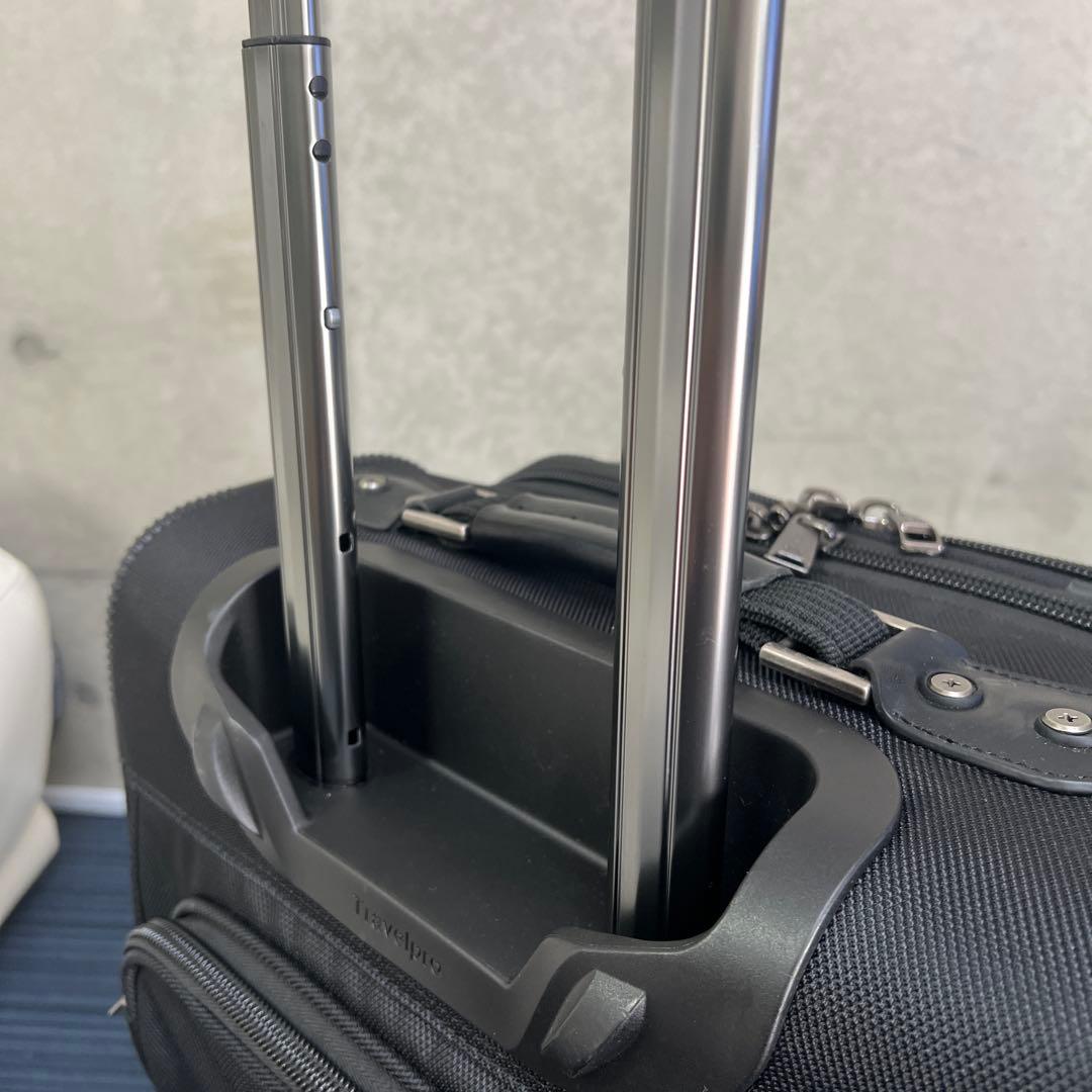 トラベルプロ　フライトクルー5 航空関係者用　Travelpro 21インチ
