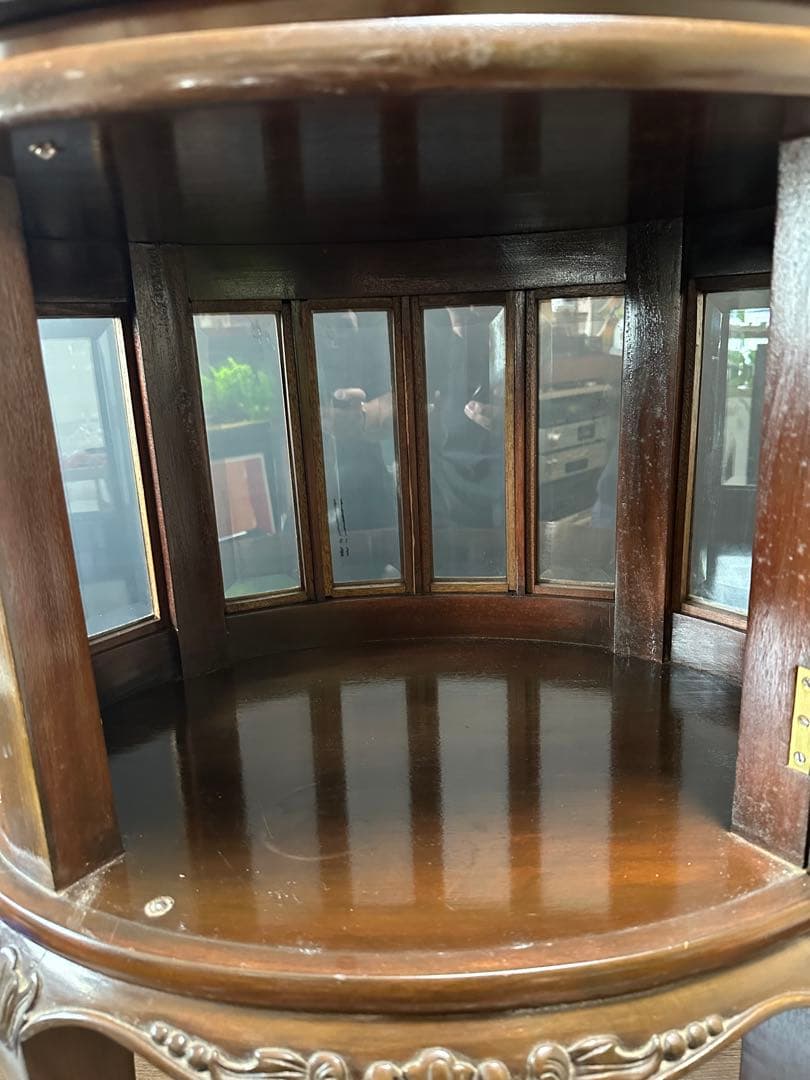 英国アンティーク　ティーキャビネット