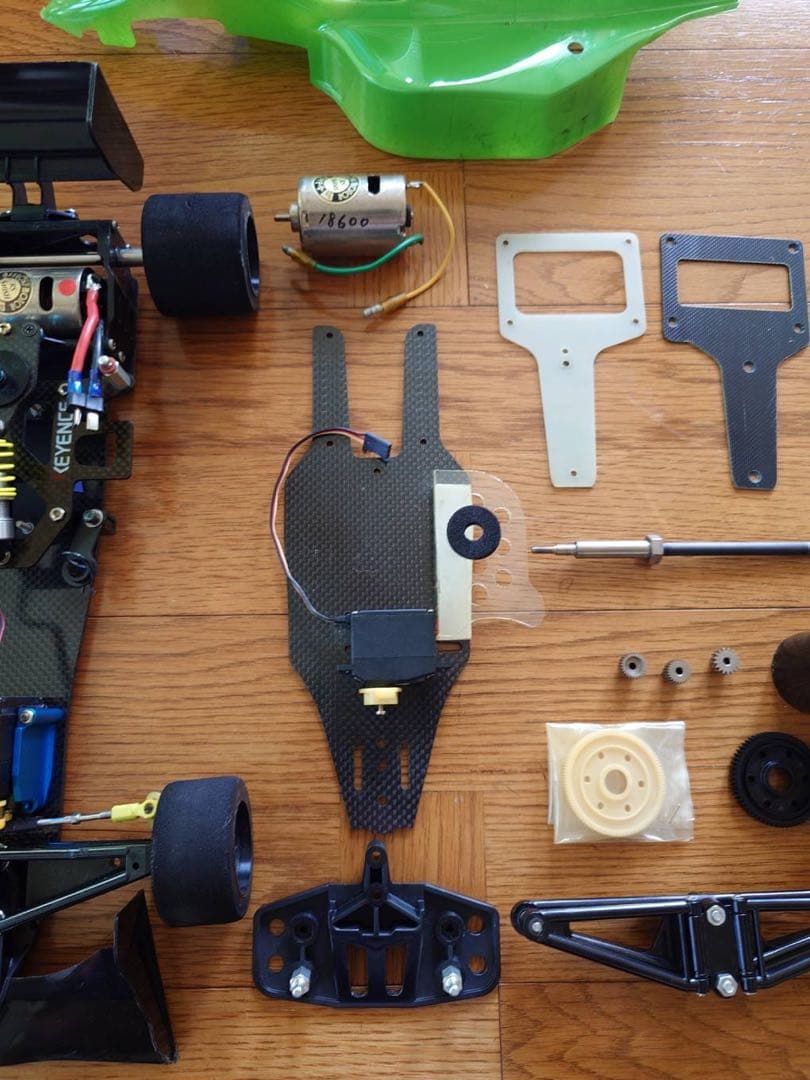 タミヤ F103 LM用コンバーションシャーシ