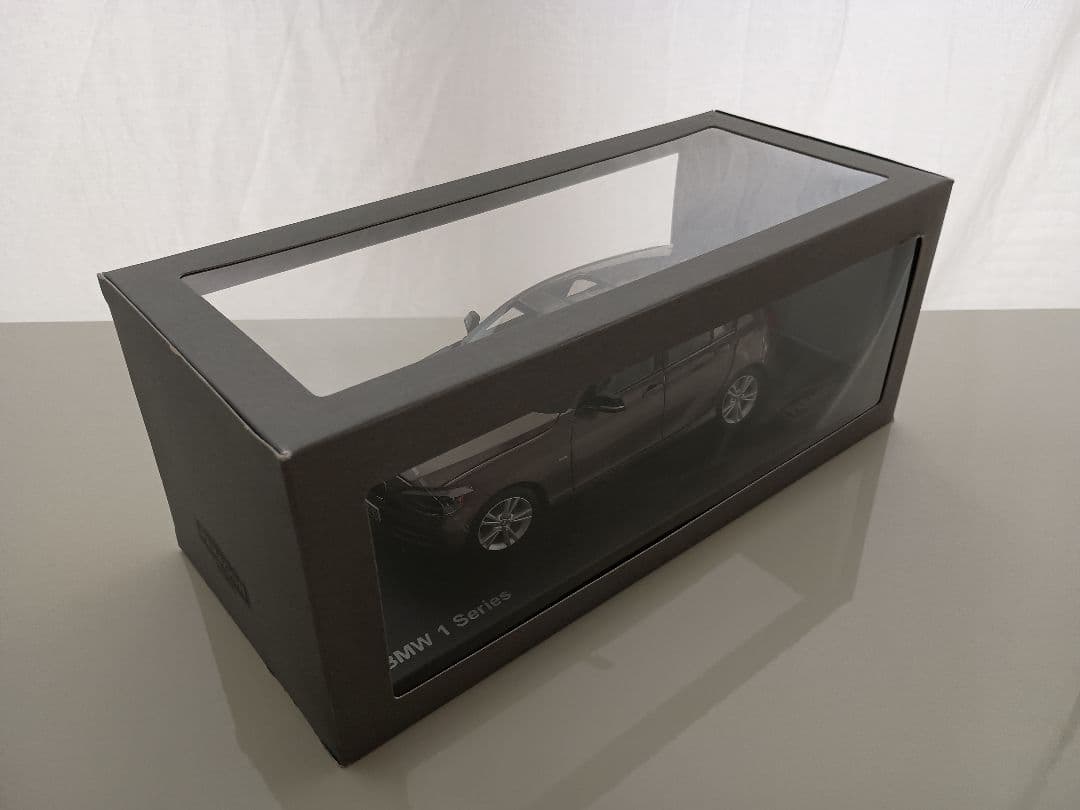 PARAGON パラゴン  1シリーズ 1series F20 1/18