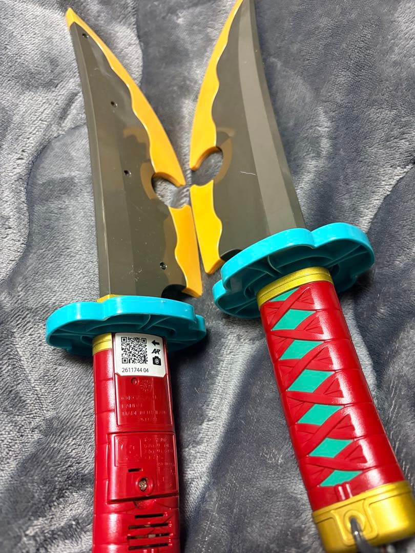 【バンダイ】鬼滅の刃 宇髄天元～NARIKIRI日輪刀