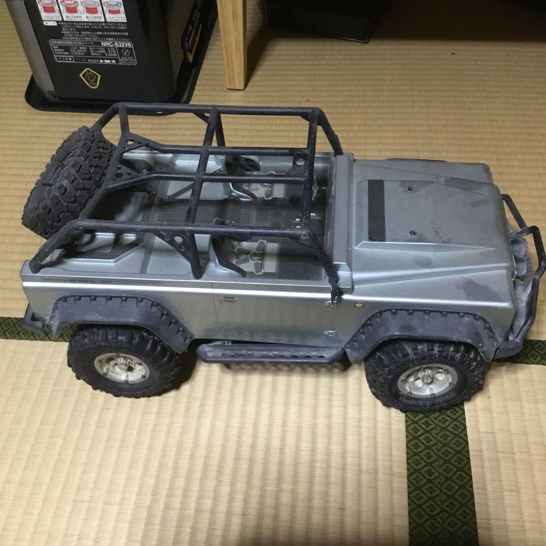 4WD アキシャル　scx10 ディフェンダー