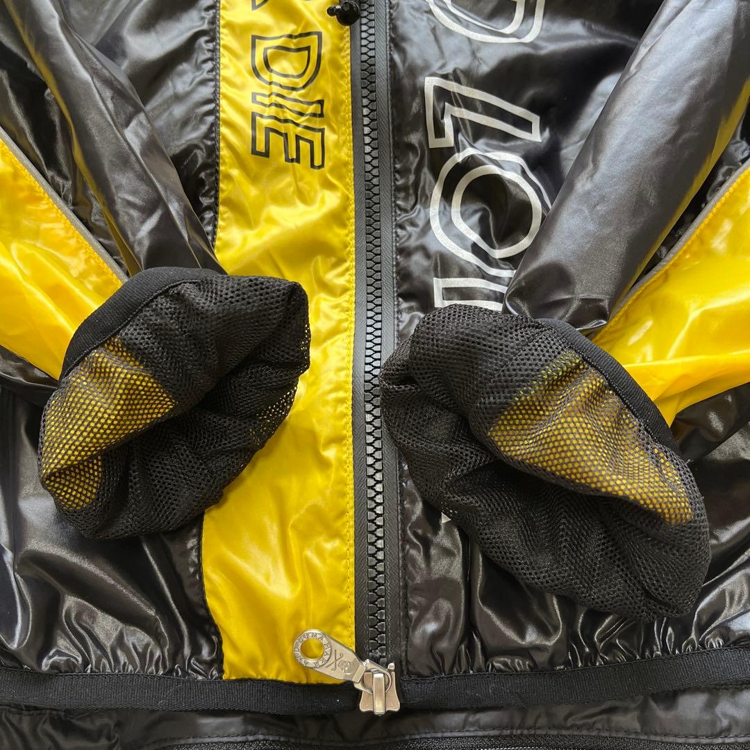 マークアンドロナ　Motiv Ultra Light Zip Jacket