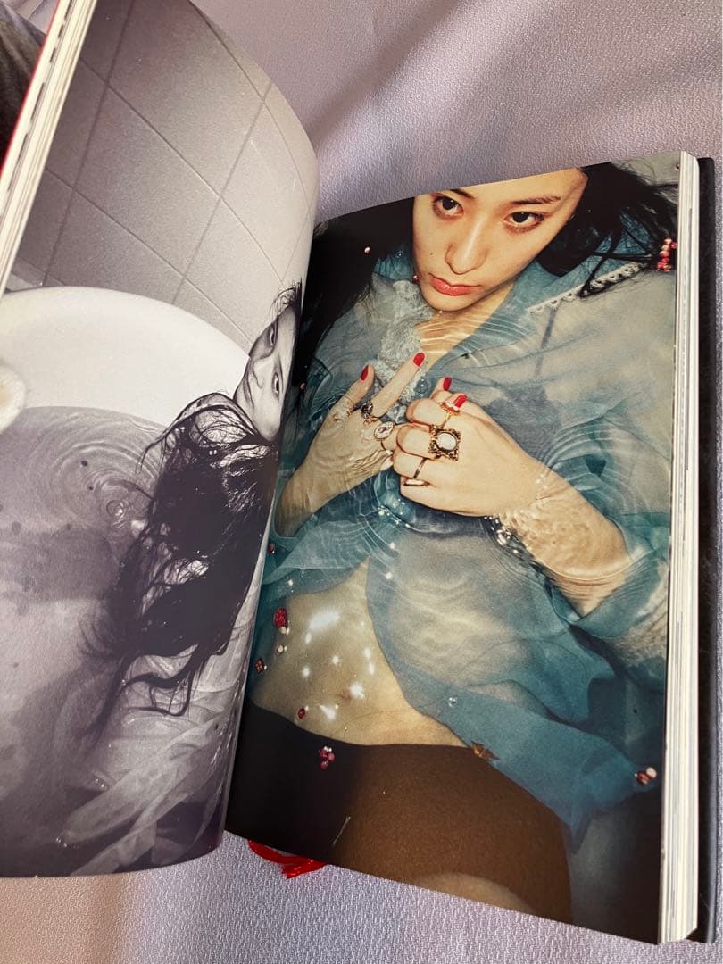 f(x) KRYSTAL 写真集