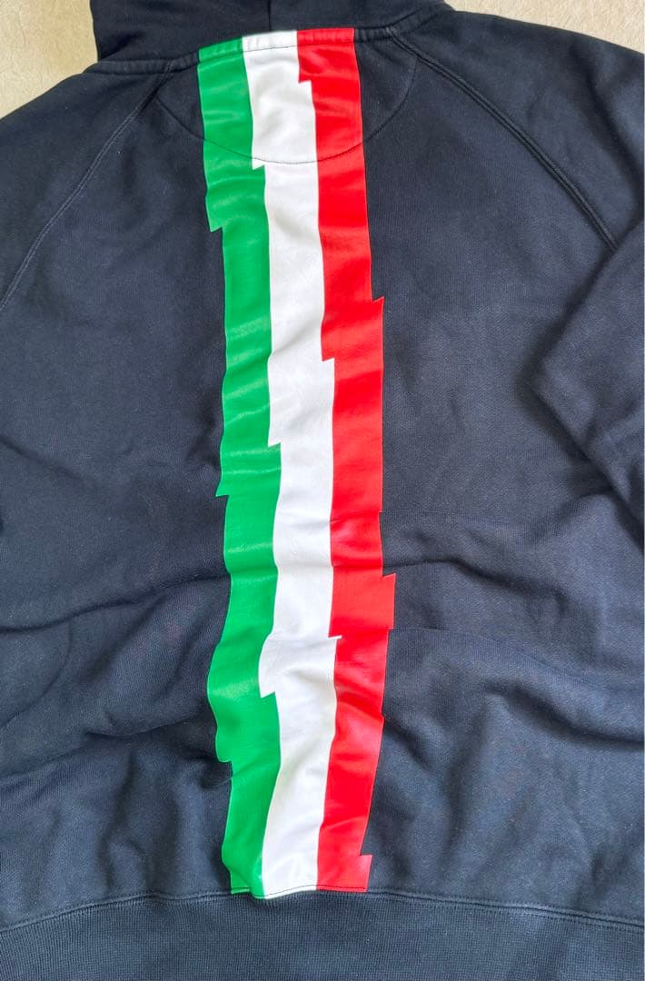 ナイキ　ユベントス　ジップパーカー　スウェット