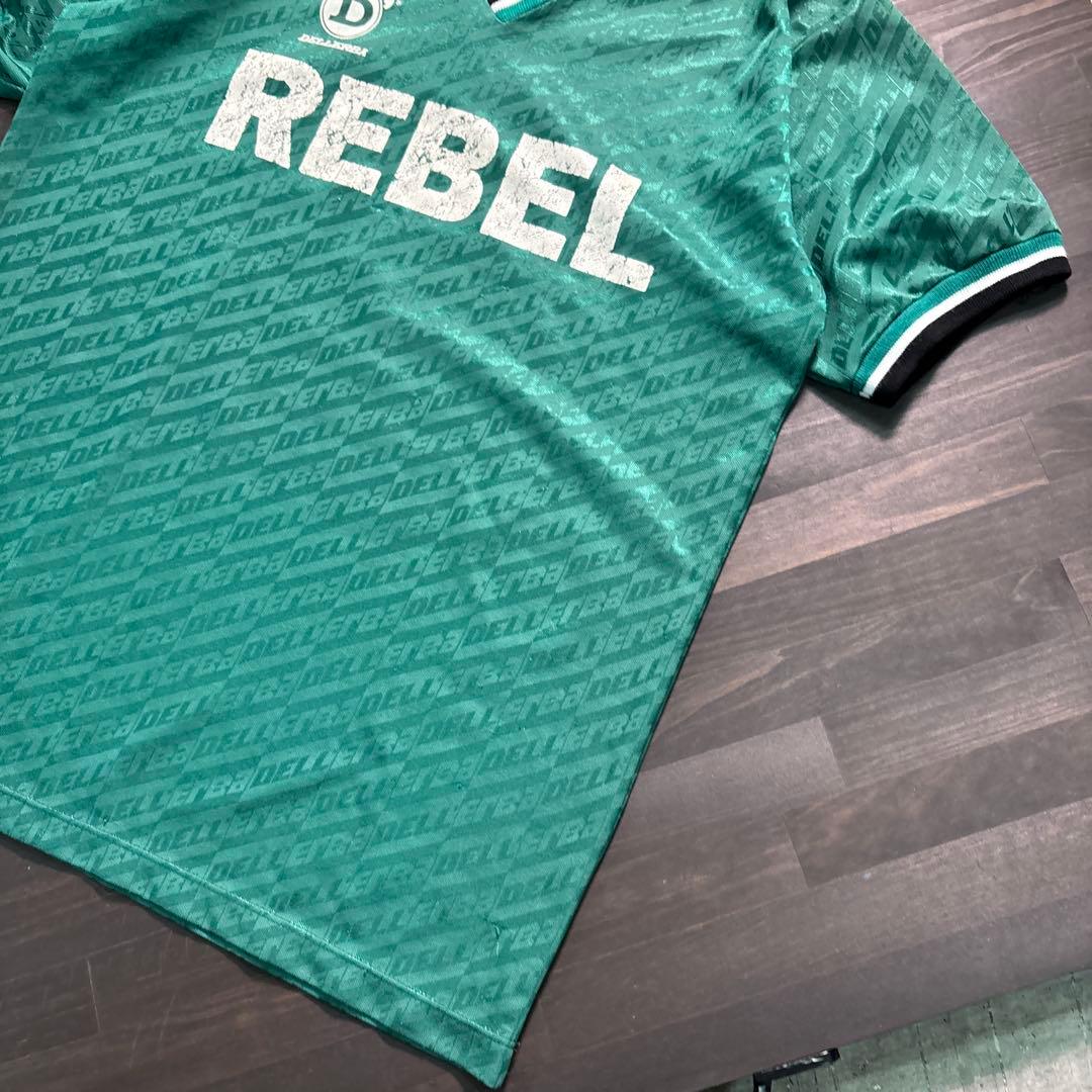 8SM2 DELL'ERBAゲームシャツ　緑　スポーツ　総柄　Ｖネック　古着