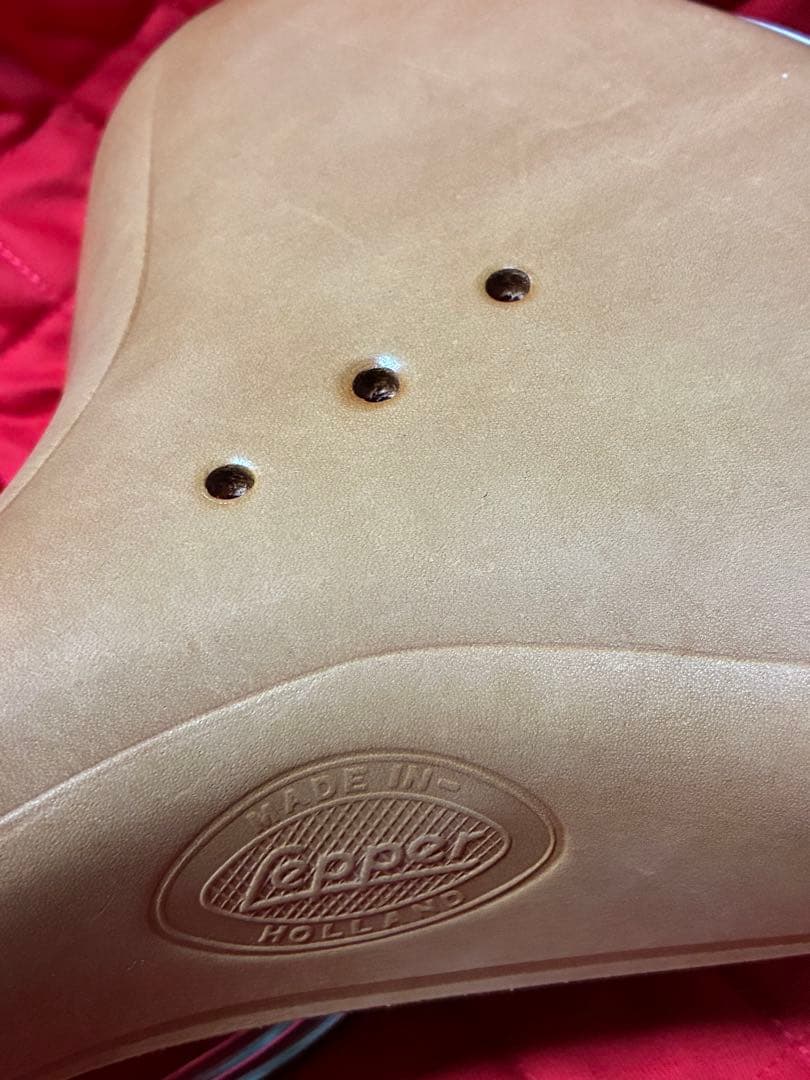 Lepper社　レッパー社　本革サドル　自転車パーツ　オランダ　未使用品