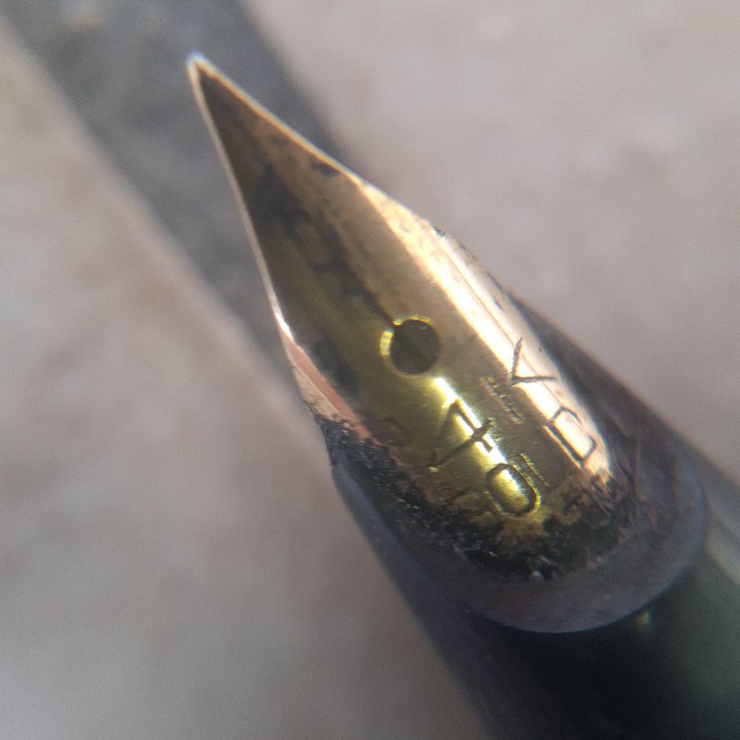 万年筆 4本セット 黒と金 ペン先 K14刻印あり