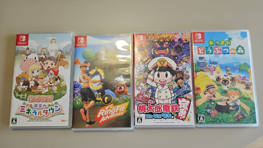 Nintendo Switch スイッチ　本体+ソフト4本+ケース　セット