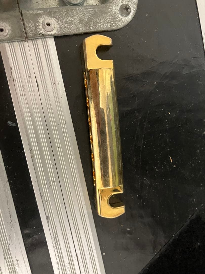 Gibson custom shop アルミ　テイルピース