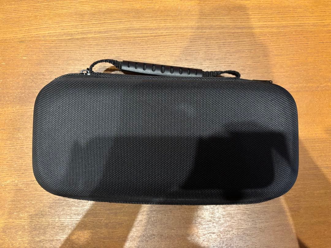 【美品】 Nintendo Switch 本体 +ケース+ソフト2本