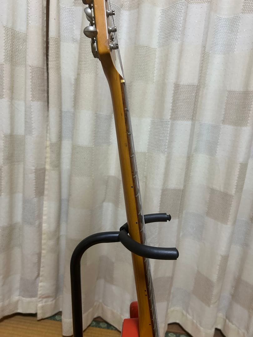 ギター Fender  Cobain Jag-Stang