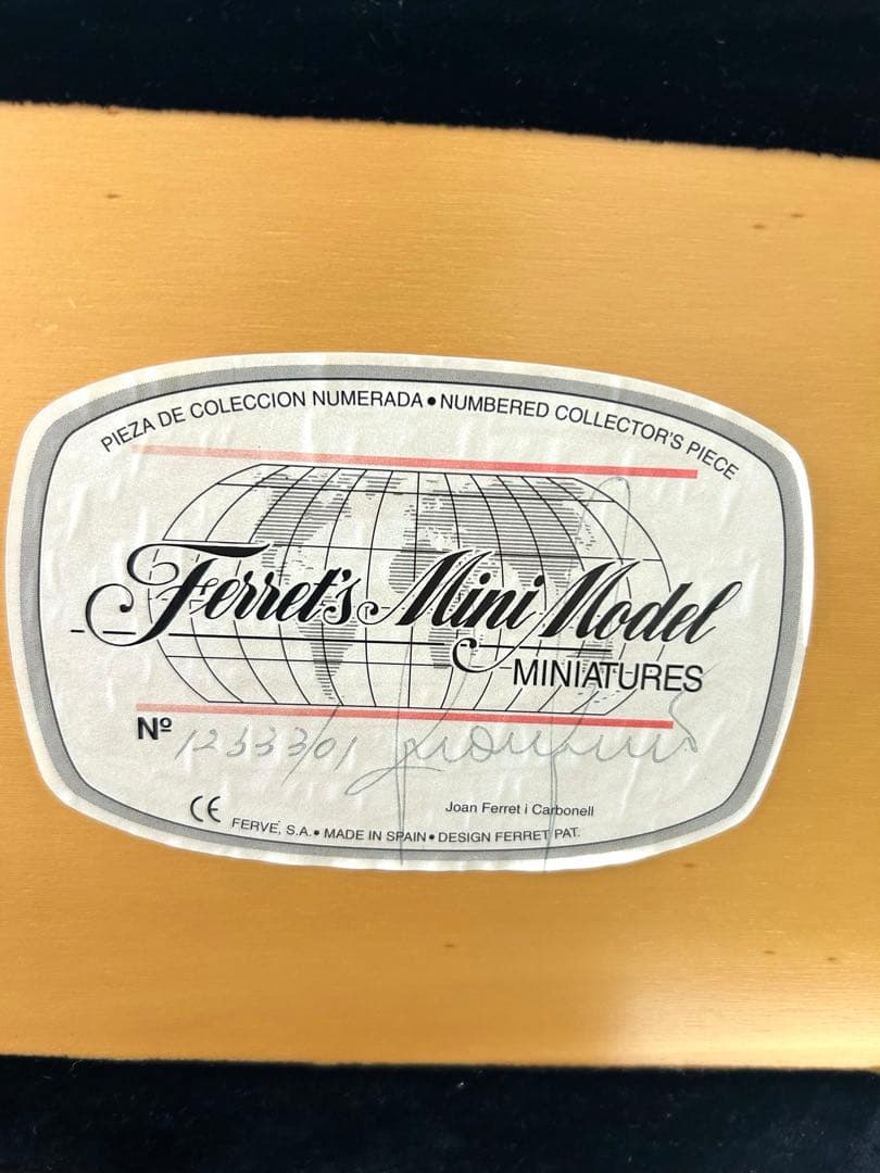 超希少ガレージ ジオラマ　フェラーリ　ジョアン・フェレット・カーボネル作