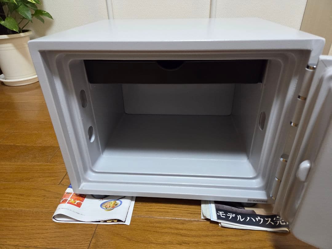 ダイヤセーフ 家庭用耐火金庫・韓国製 ダイヤルロック(ダイヤルタイプ)